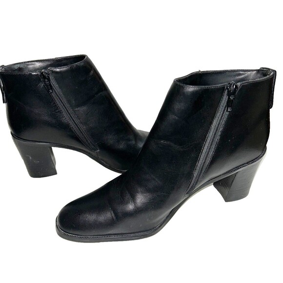 Valerie Stevens Women’s size 9 Vintage Black Minimalist Leather Ankle Boots - Picture 3 of 6